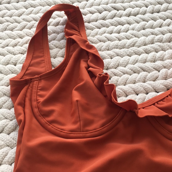 NA-KD Cup Frill Swimsuit - Picture 7 of 7